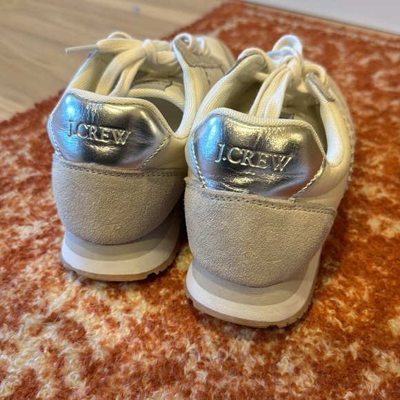 Like new!! Jcrew sneakers , size 6.5 - Picture 2 of 6